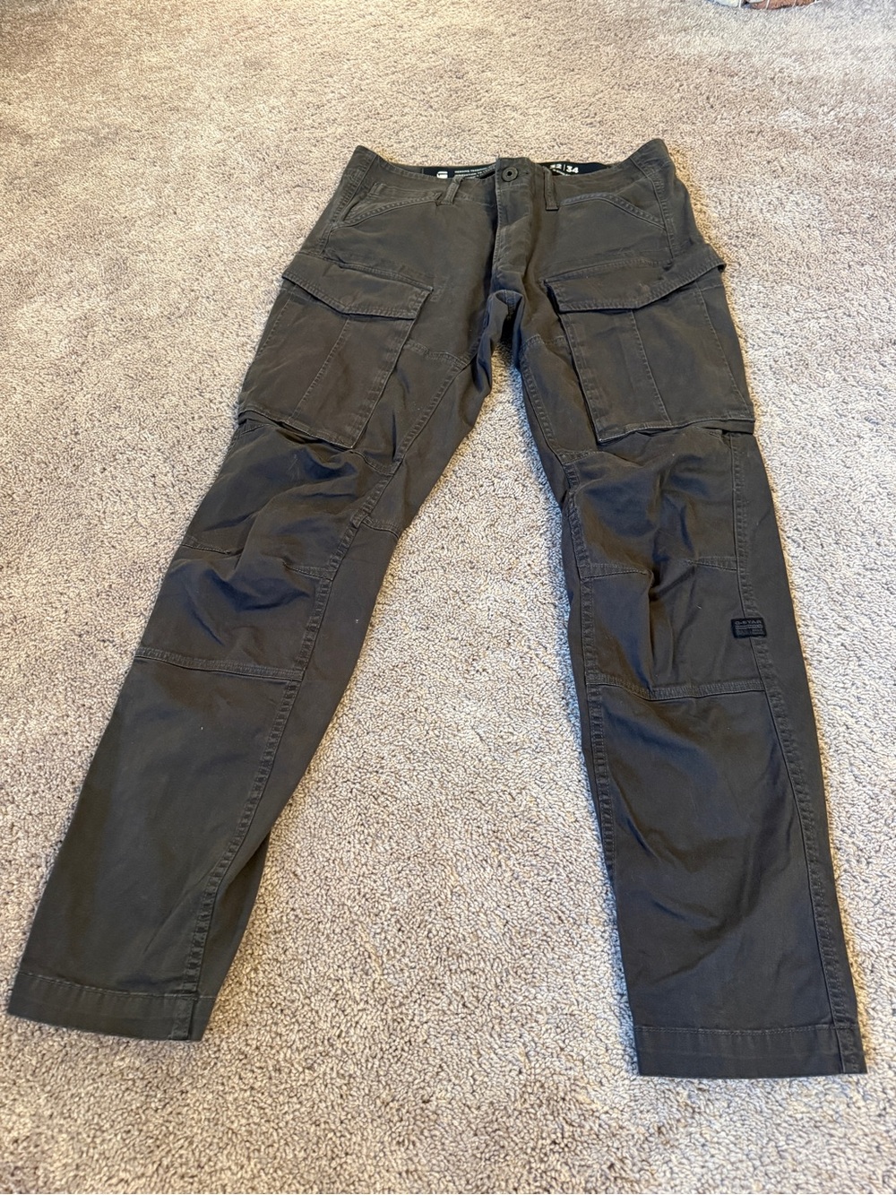G-Star Men's Cargo utility Pants in Charcoal Gray